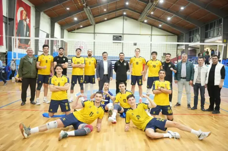 TVF Uzman Posta Erkekler 2. Ligi’nde mücadele eden Yenişehir Belediyespor